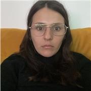 Offro lezioni individuali di storia dell’arte, materia in cui sono laureata, ma sono prepara anche su altre materie.